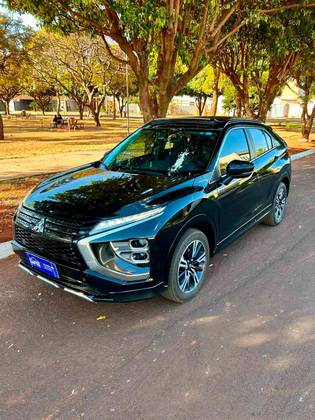 MITSUBISHI ECLIPSE CROSS 1.5 MIVEC TURBO GASOLINA HPE-S SPORT CVT MITSUBISHI ECLIPSE CROSS 1.5 MIVEC TURBO GASOLINA HPE-S SPORT CVT